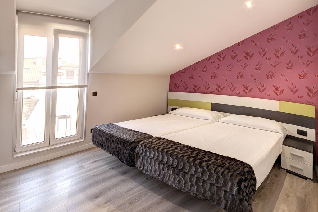 הוזנאיו Apartamentos La Albarca חדר תמונה